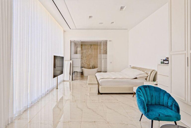 Property 3d