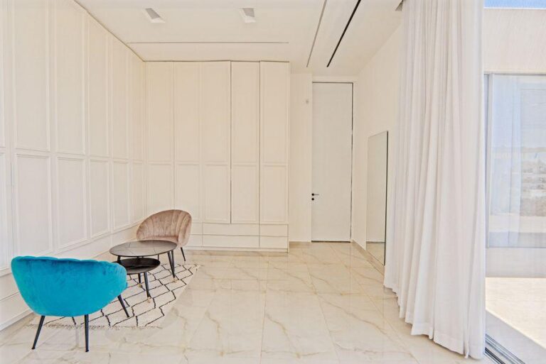 Property 3j